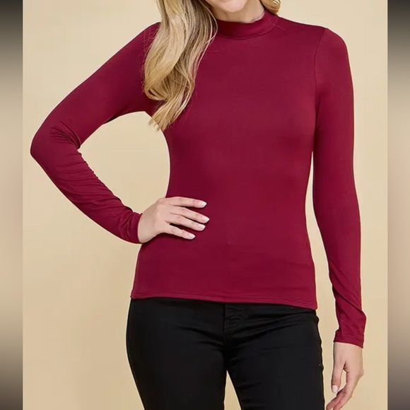 ShopEvelynne Tops - ShopEvelynne Burgundy Long Sleeve Tee Top